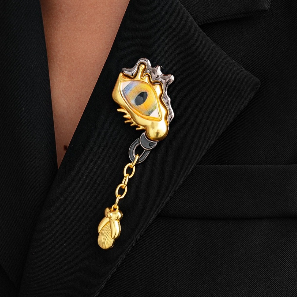 Women'S Accessories And Jewelry - ハイエンドメタルアイティアドロップタッセルブローチピン女性用ファッションユニークなバッジコートスーツの襟ジュエリーアクセサリー