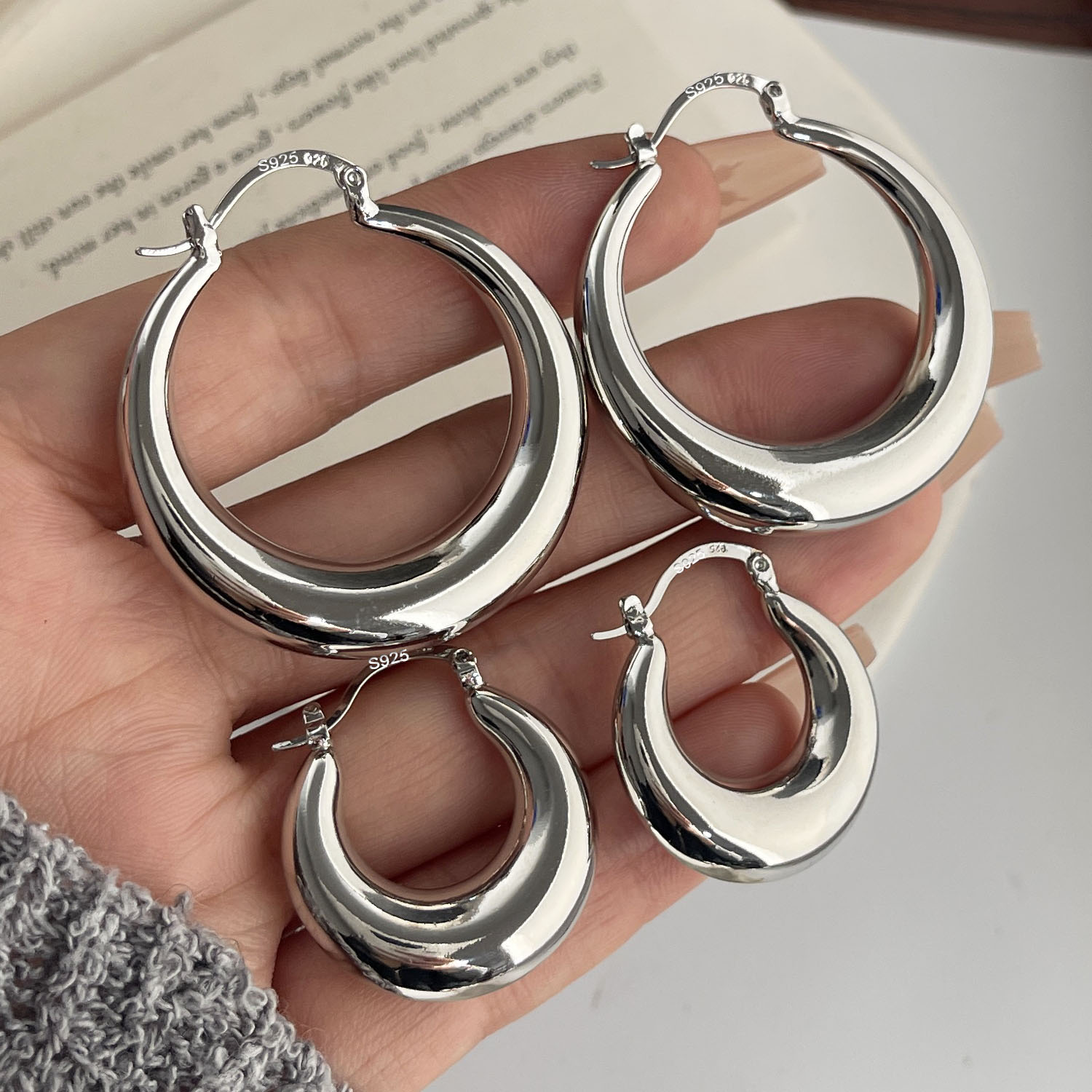 Statement Earrings Oversized - 925 スターリングシルバーヴィンテージイヤリング女性のためのトレンディなシンプルなラウンドビッグイヤリングジュエリーアレルギー防止パーティーアクセサリーギフト