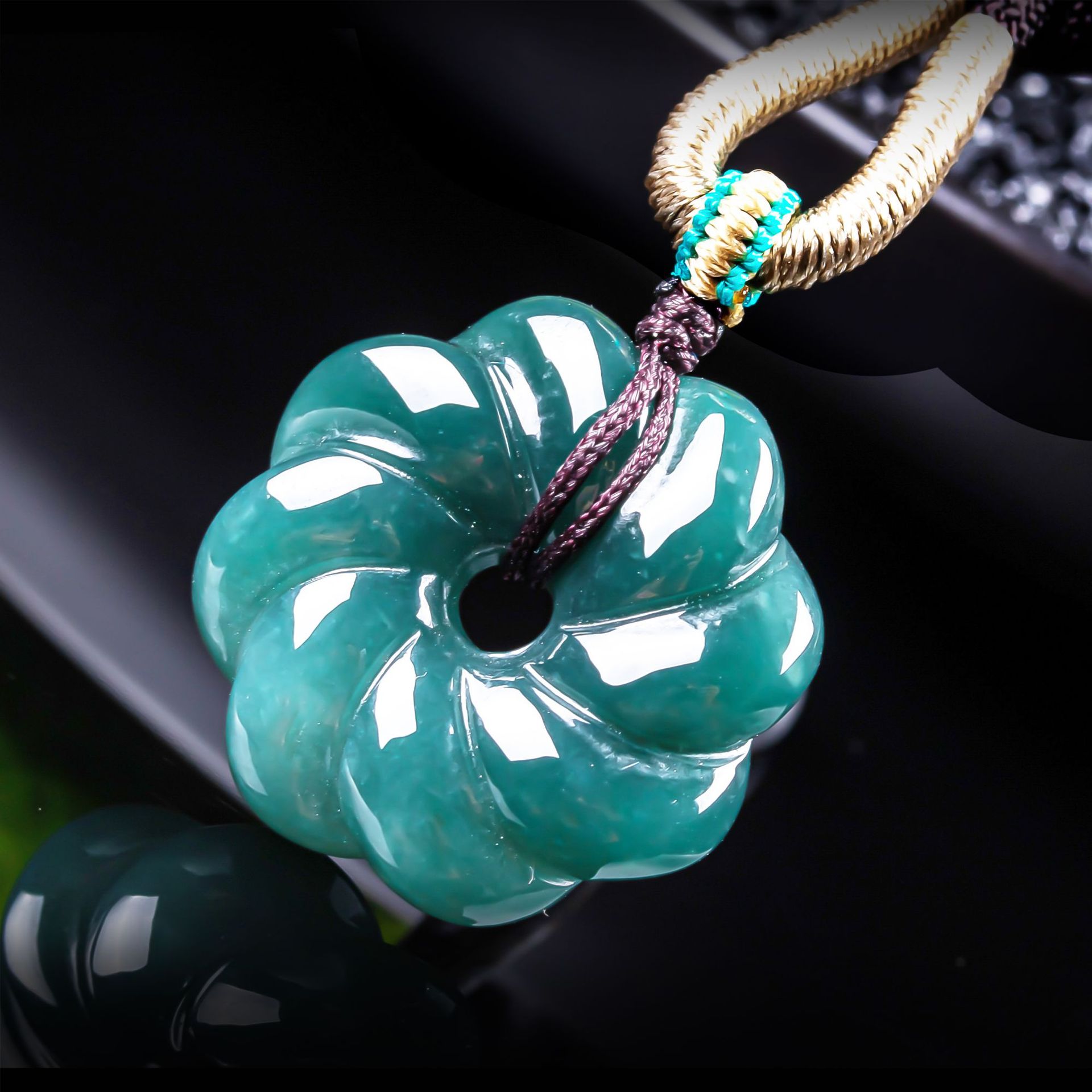 天然ビルマ翡翠の花ペンダントネックレスアクセサリー、宝石のお - Women'S Accessories And Jewelry のレビューと価格